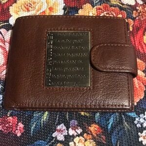 Elegant Brown Leather Wallet with Inspirational Message Jeremiah 29:11